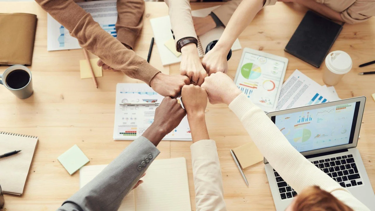 Rewriting the 4 Stages of Startup Growth in the AI Era