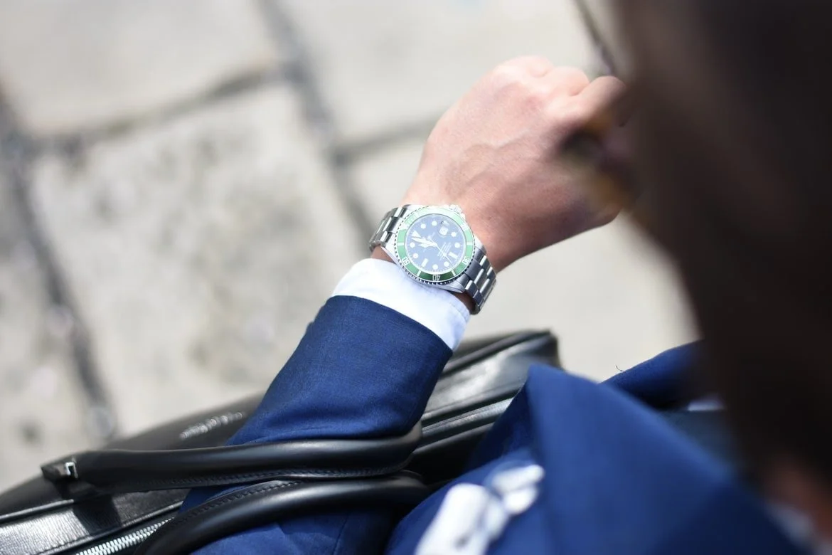 Looking At Watch for Why Small Businesses Should Automate Their Workflow